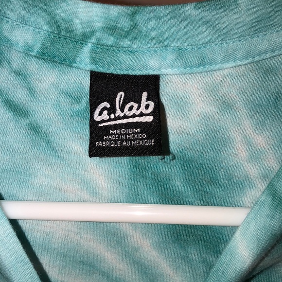 “no bad days” zumiez shirt - Picture 2 of 2